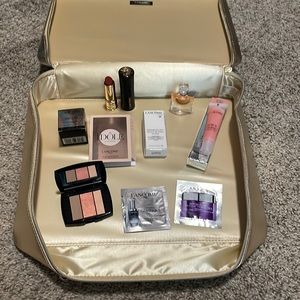 Lancome case, makeup and skin care sample set *new Renergie, Absolue, Genifique
